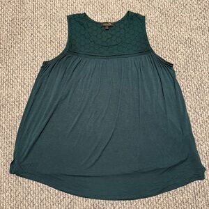 Suzanne Betro Women's Green Eyelet Yoke Tunic